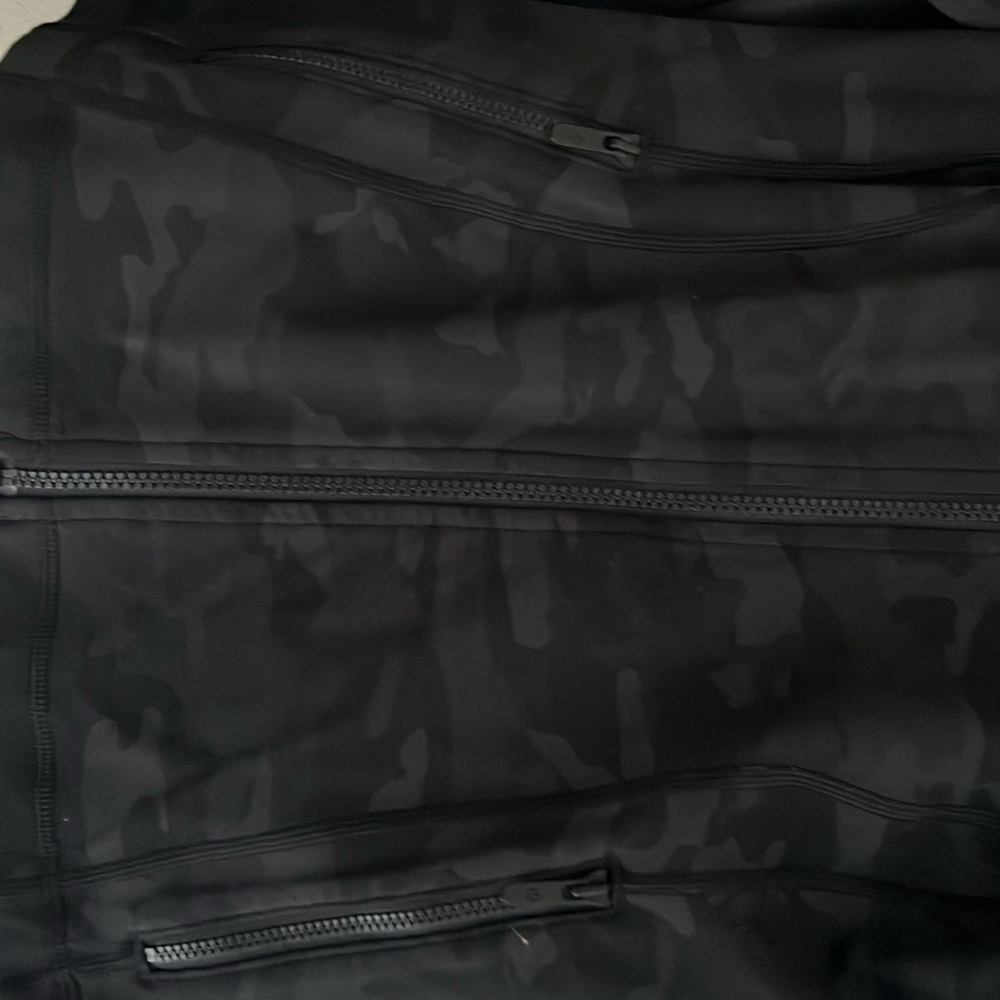 Lululemon Define jacket - Picture 2 of 5